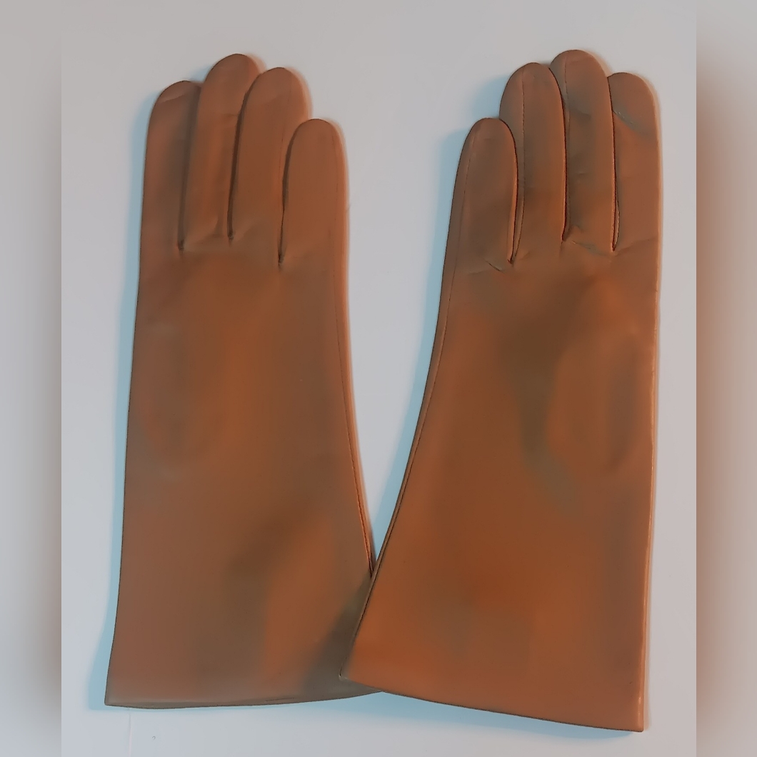 Women's 100% Silk Lined, Leather Gloves, Medium-7, Camel.